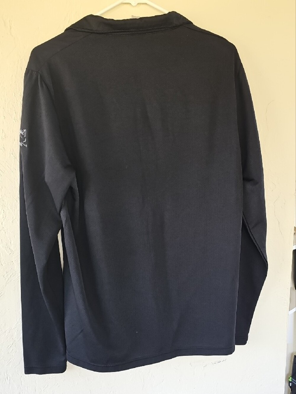 Gamble Sands - Black Performance Quarter-Zip Pullover - Size M - Picture 2 of 10